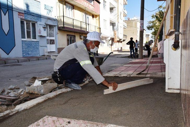 Yunusemre’nin 2 mahallesinde yol çalışması G2
