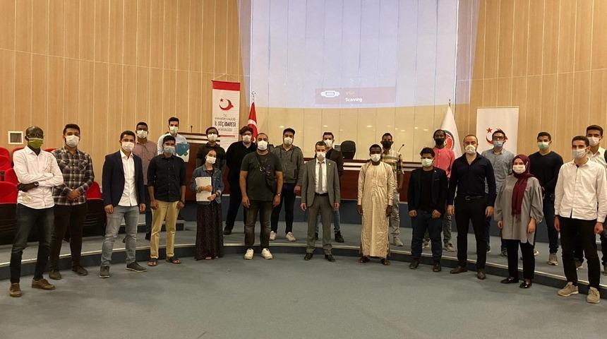 İl G&ouml;&ccedil; İdaresi yabancı &ouml;ğrencilerle buluştu