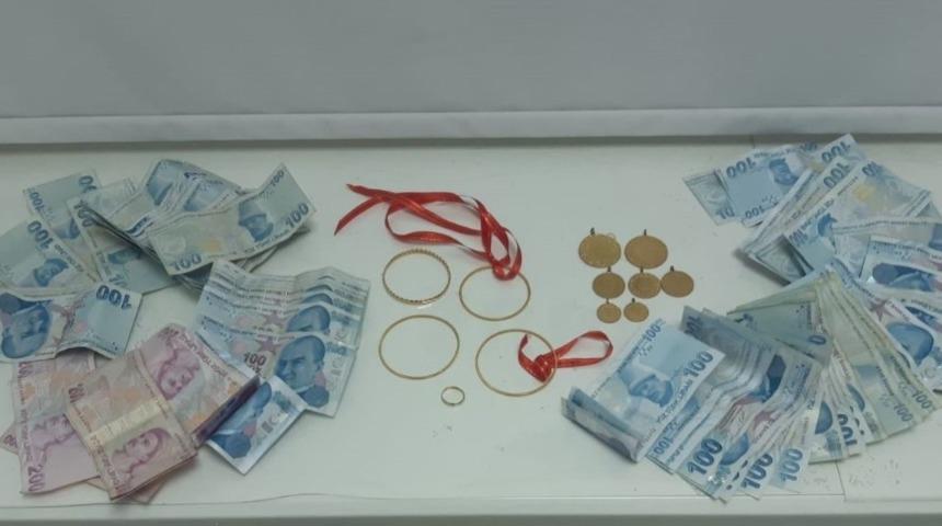 Dolandırıcılar otob&uuml;se binerek ka&ccedil;maya &ccedil;alıştıkları anda yakalandı