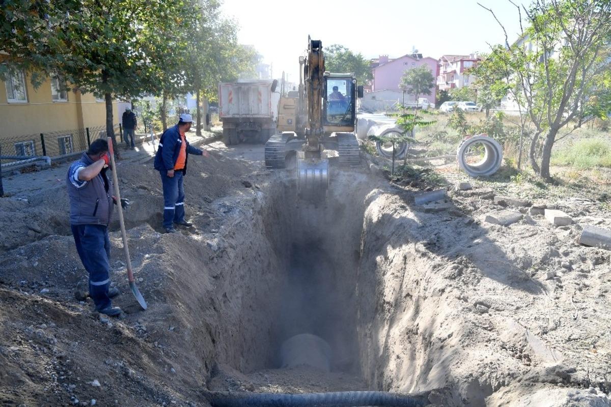 Isparta Belediyesi&rsquo;nden su baskınlarını &ouml;nleyecek hamle