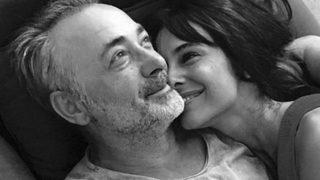 Arzum Onan-Mehmet Aslantuğ çiftinden aile pozu