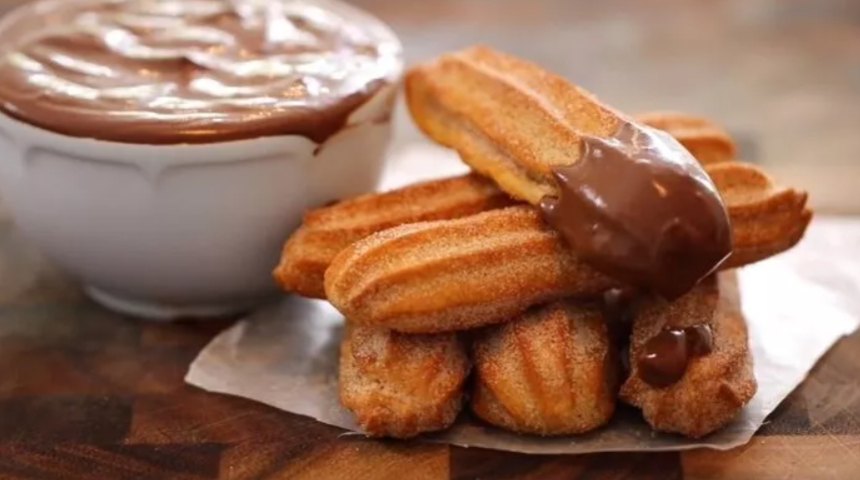 Churros nasıl yapılır? Churros tarifi nedir? Churros malzemeleri neler? 
