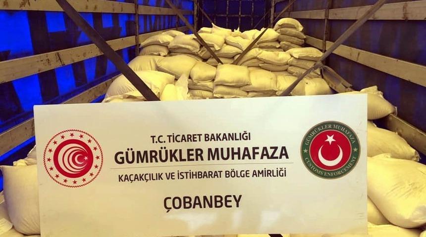 Sınırda pirin&ccedil; ka&ccedil;ak&ccedil;ılığı