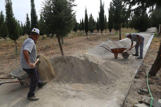 Geriş Mezarlığında yaya yolları düzenlendi