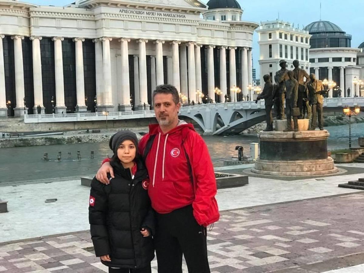 Kayserili milli y&uuml;z&uuml;c&uuml; Enka&rsquo;ya transfer oldu