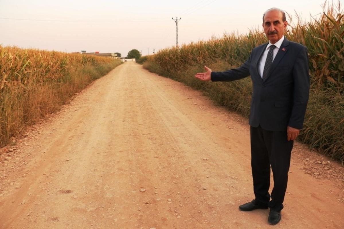 Ak&ccedil;akale kırsalında yol &ccedil;alışmaları s&uuml;r&uuml;yor