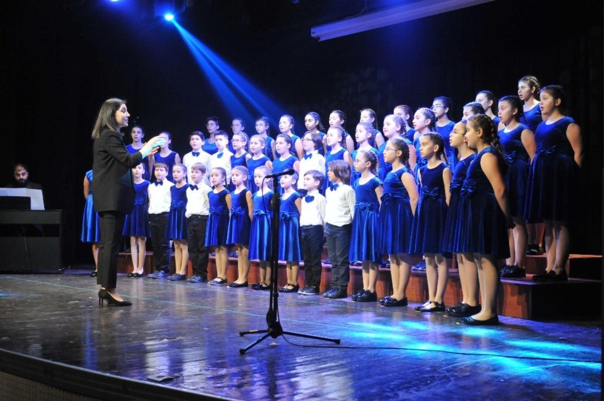 L&uuml;leburgaz &Ccedil;oksesli &Ccedil;ocuk Korosu uluslararası festivalde