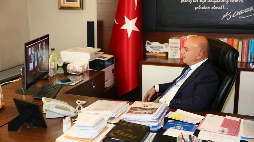 Başkan Altınok ‘Zirve Etkinlik’te gençlerle buluştu