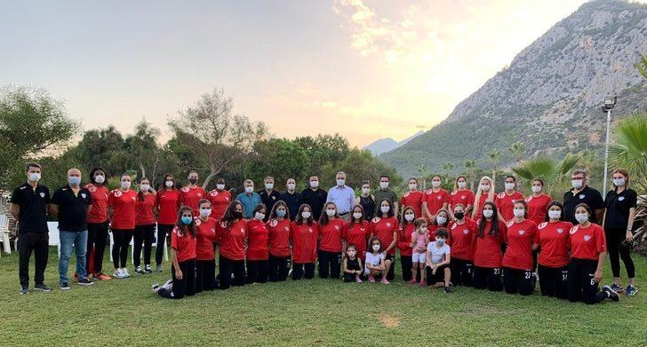 ’Mavi Kelebeklerde hedef galibiyet G4