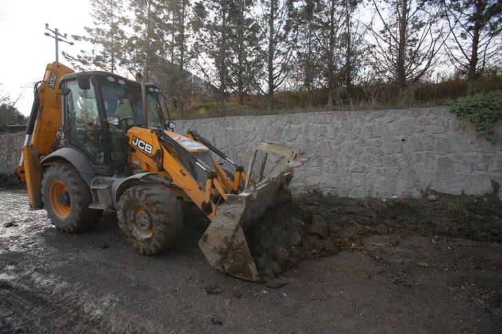 Gebze’de yol yenileme çalışmaları sürüyor G2
