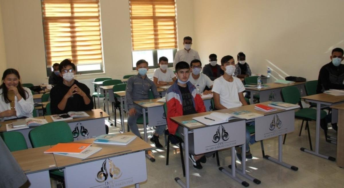 DP&Uuml;&rsquo;de T&uuml;rk&ccedil;e Yeterlilik Sınavları başladı