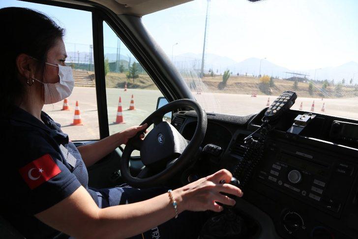 Erzurum’da Pandemi süreci112 ekiplerinin eğitimlerini durduramadı G3