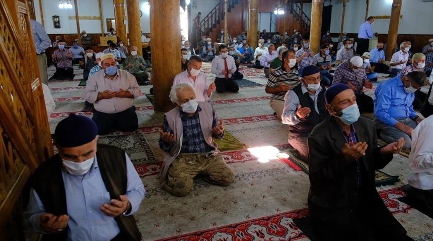 Korona virüs salgınından kurtulmak için dualar edildi