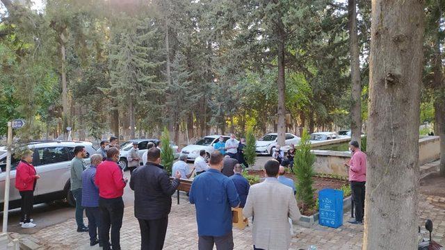 Bulut’un mezarı ziyaretçi akınına uğradı