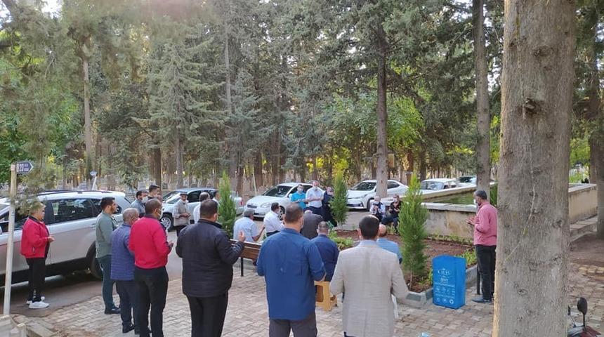 Bulut&rsquo;un mezarı ziyaret&ccedil;i akınına uğradı