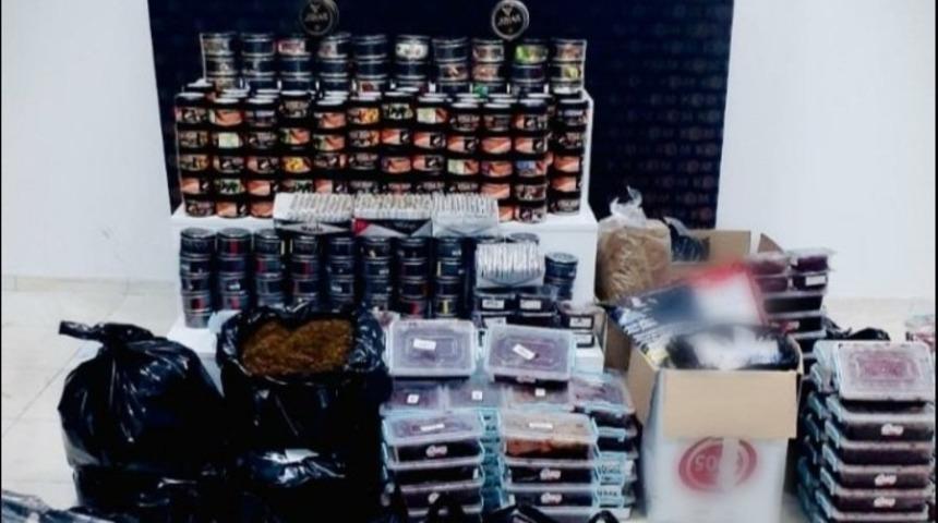 Kars&rsquo;ta polisten t&uuml;t&uuml;n operasyonu