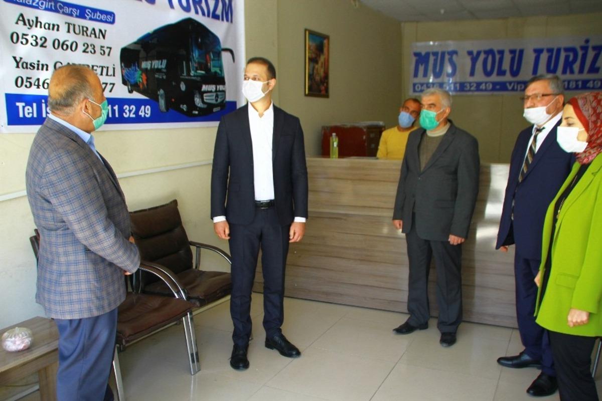 Malazgirt&rsquo;te korona vir&uuml;s denetimi