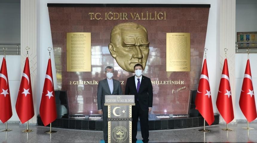 Başkonsolos Soltanzadeh&rsquo;den Vali Sarıibrahim&rsquo;e ziyaret