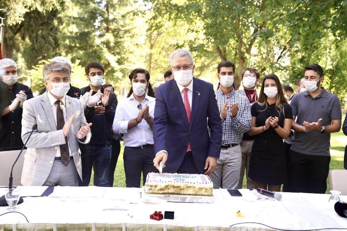 Prof. Dr. Budak: "Son 3 yılda T&uuml;rkiye&rsquo;ye &ouml;rnek olacak projelere imza attık"