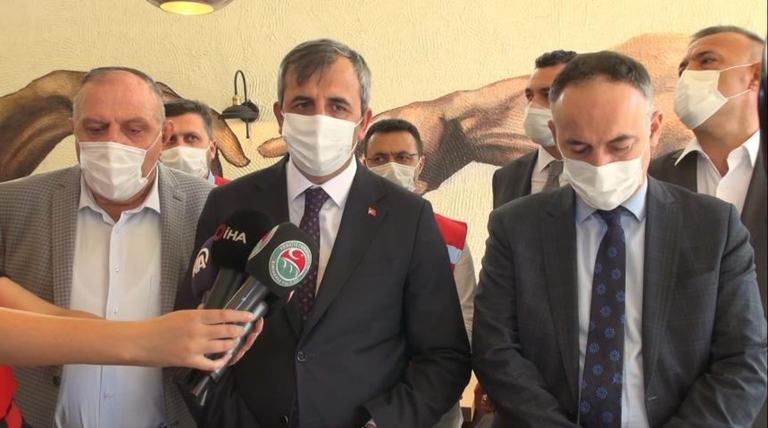 Kırıkkale'de yeni koronavir&uuml;s &ouml;nlemi! Vali duyurdu: Site ve apartmanların ortak kullanım alanları yasaklandı