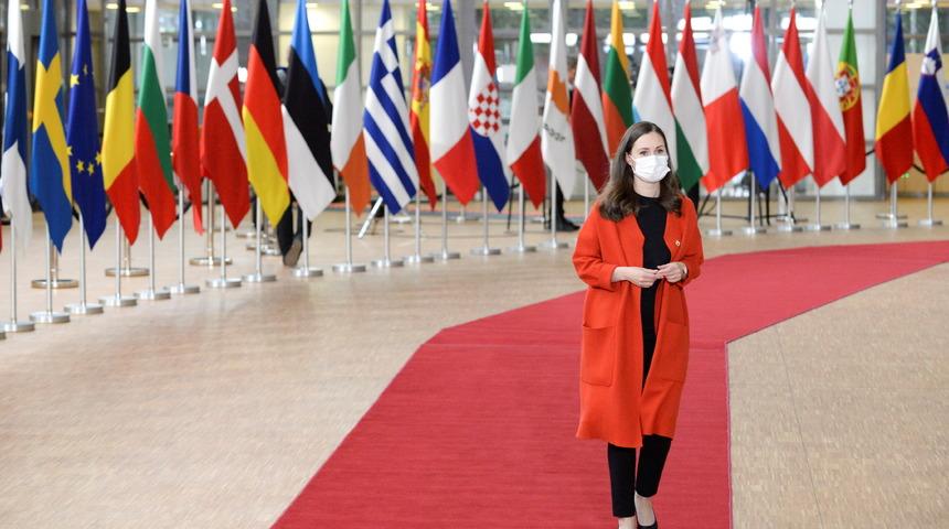 Finlandiya Başbakanı Marin de AB Liderler Zirvesi'nden ayrıldı