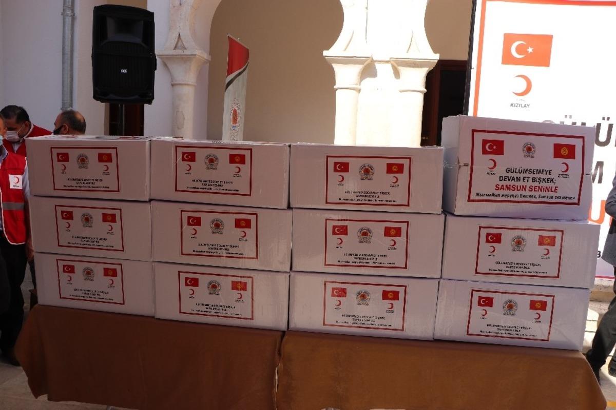 Samsun&rsquo;dan Kırgızistan&rsquo;a 180 bin adet maske