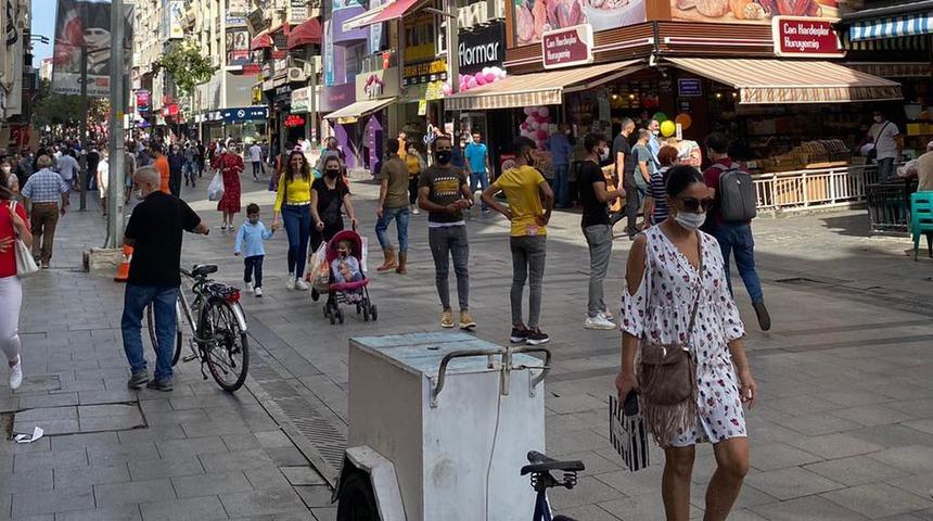Vaka sayısı artan İzmir'de vatandaşın rahatlığı şaşırttı