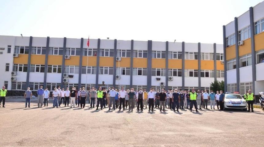 Mersin’de servis şoförlerine Covid-19 semineri