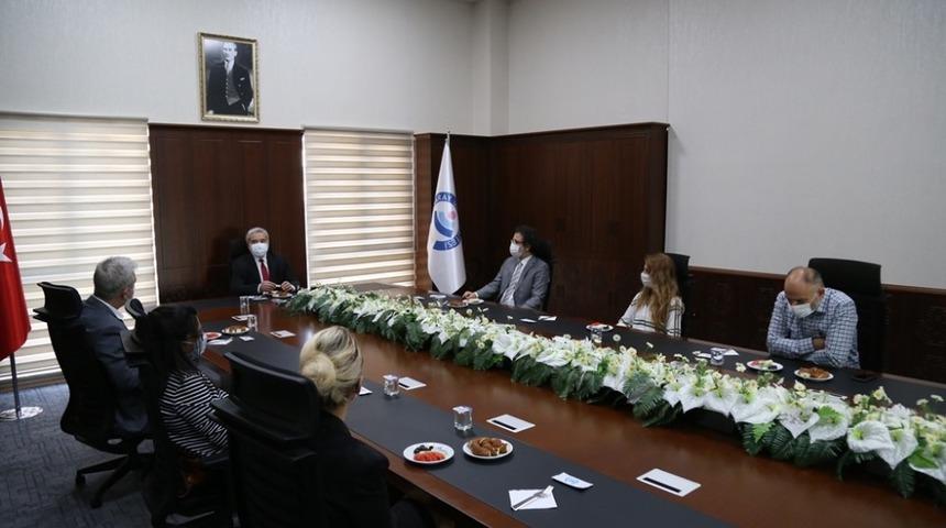 AS&Uuml; Rekt&ouml;r&uuml; Şahin: &ldquo;Ahenk i&ccedil;erisinde &ccedil;alışmayı s&uuml;rd&uuml;receğiz&rdquo;