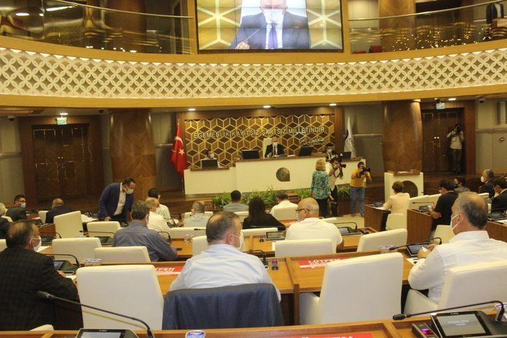 Verdikleri oy sebebiyle açıklama istenen meclis üyeleri komisyon kararı altına uzman görüşü istedi G5