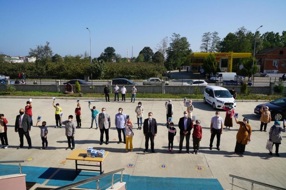 Terme&rsquo;de 200 &ouml;ğrenciye tablet