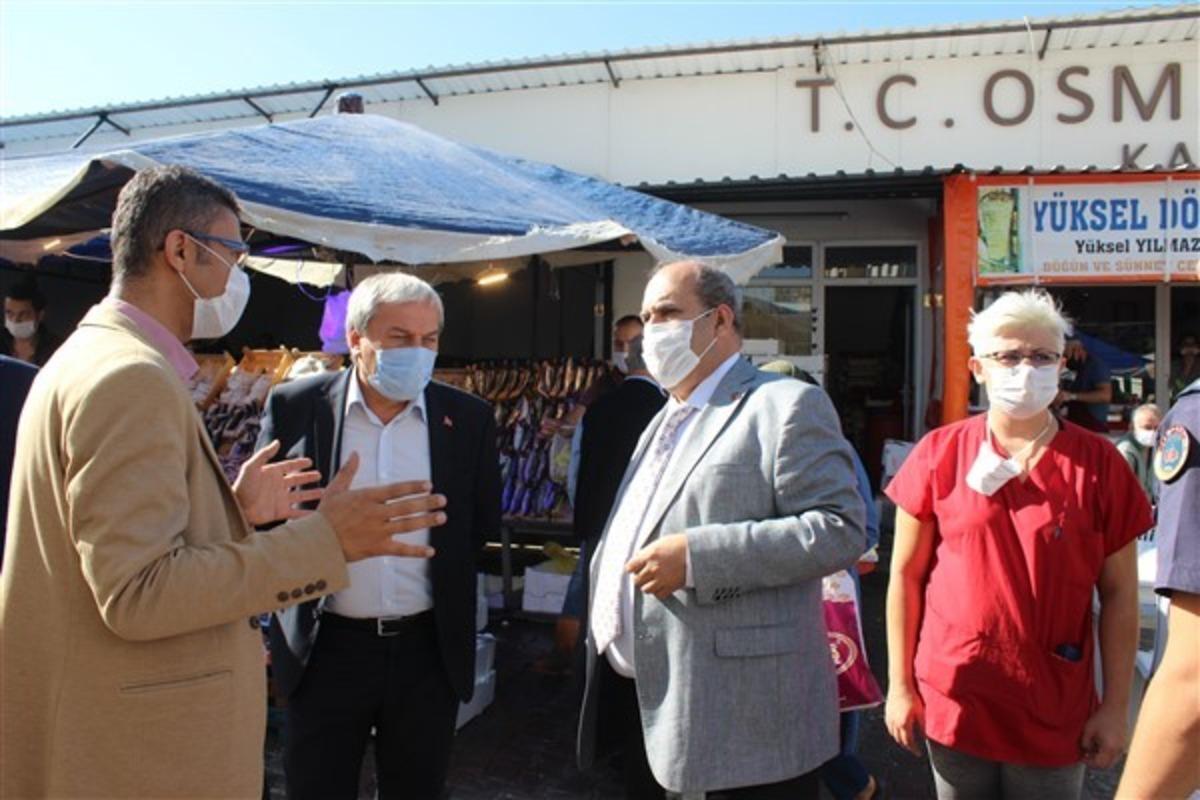 Osmaneli&rsquo;de semt pazarında Covid-19 denetimi