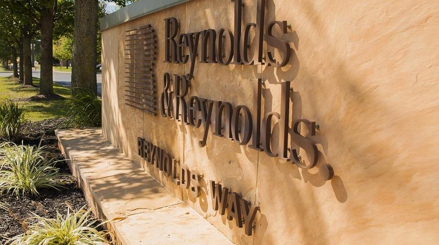 ABD'li teknoloji milyarderi Robert Brockman, &uuml;lke tarihinin en b&uuml;y&uuml;k vergi ka&ccedil;ak&ccedil;ılığıyla su&ccedil;lanıyor