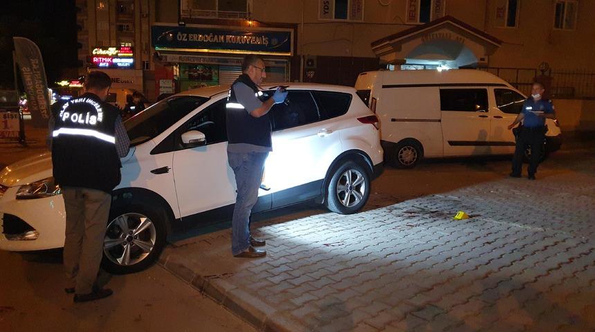 Akılalmaz olay! Restoranda 'Sana daha &ccedil;ok şarkı &ccedil;alındı' kavgası