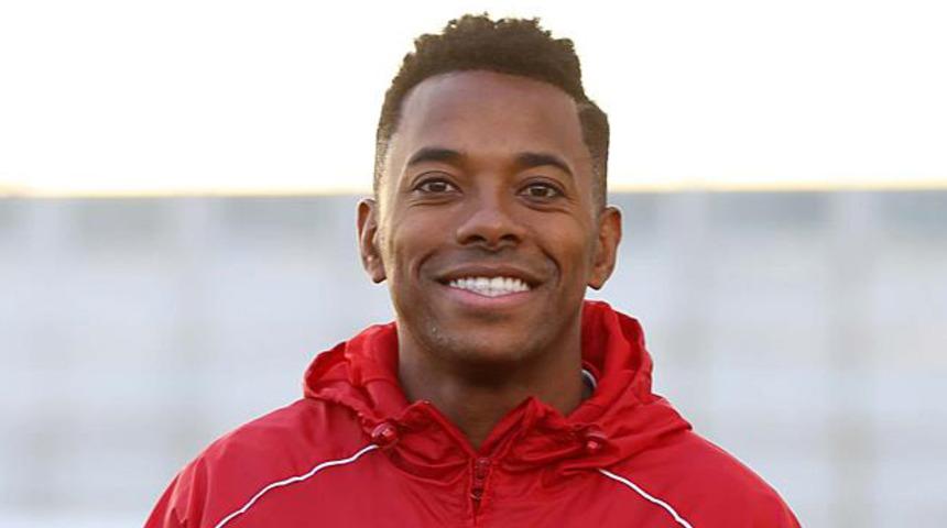 Santos Robinho transferini iptal etti