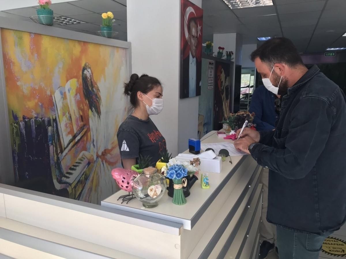 D&uuml;zce&rsquo;de spor salonları denetlendi
