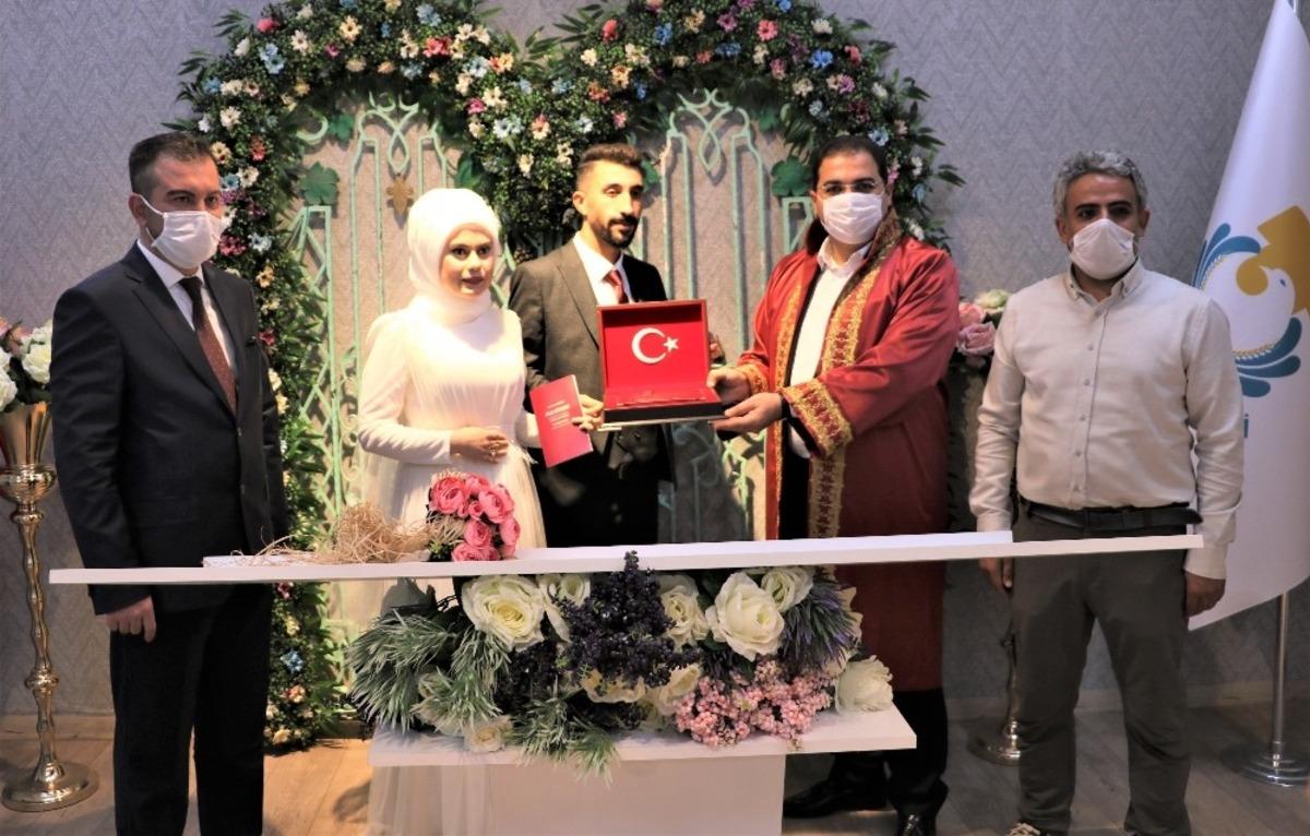 İHA muhabirinin mutlu g&uuml;n&uuml;