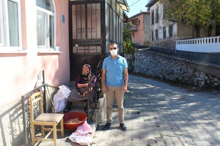 Kaymakam Çiçek: ’’Vatandaşlarımızın yol için arazilerini bedelsiz bağışlaması takdire şayandır’’ G5