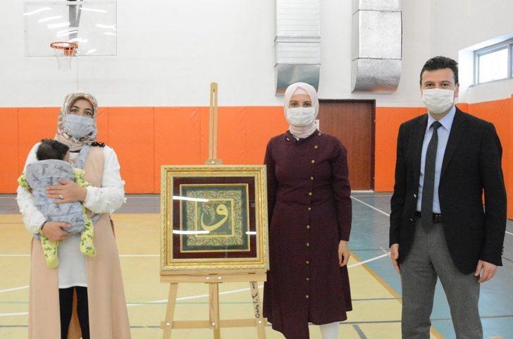 Gençlik Merkezi’nden "hat" ve "tezhip" sergisi G2