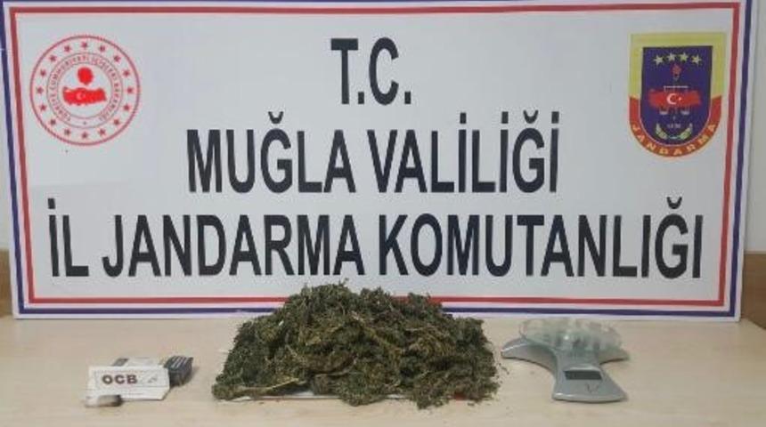 Fethiye&rsquo;de uyuşturucu operasyonu: 1 g&ouml;zaltı