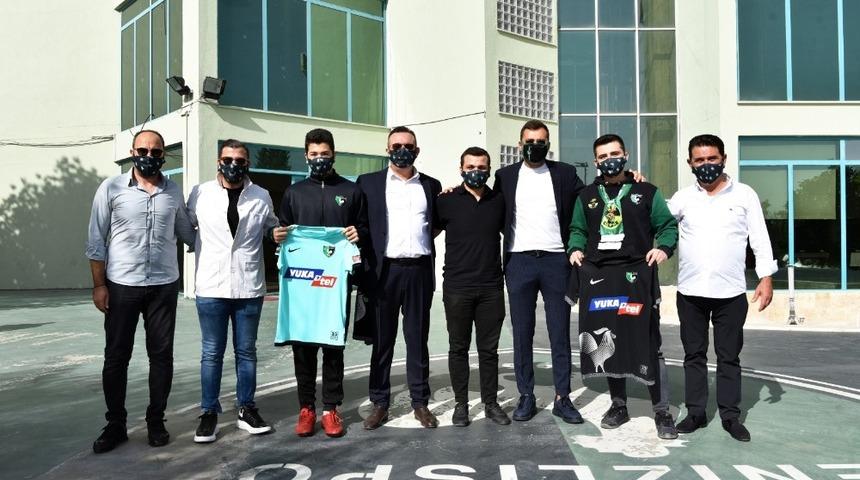 Şanslı 3 taraftar Denizlispor&rsquo;un antrenmanını izledi