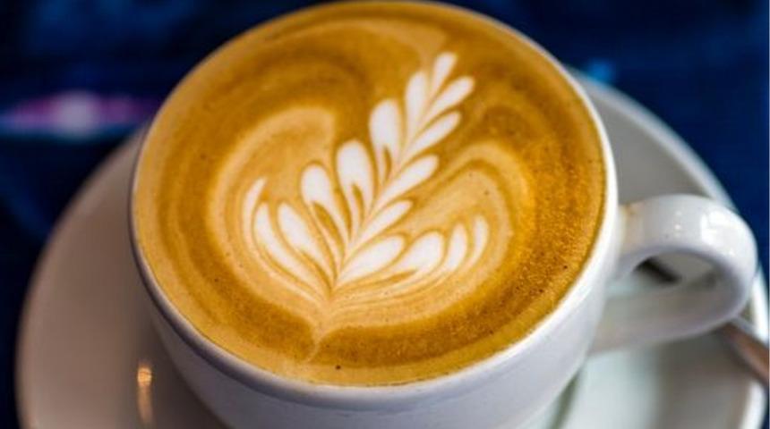 İşyerindeki rakibini kovdurmak için kapuçinosuna sakinleştirici koyan İtalyan kadına 4 yıl hapis