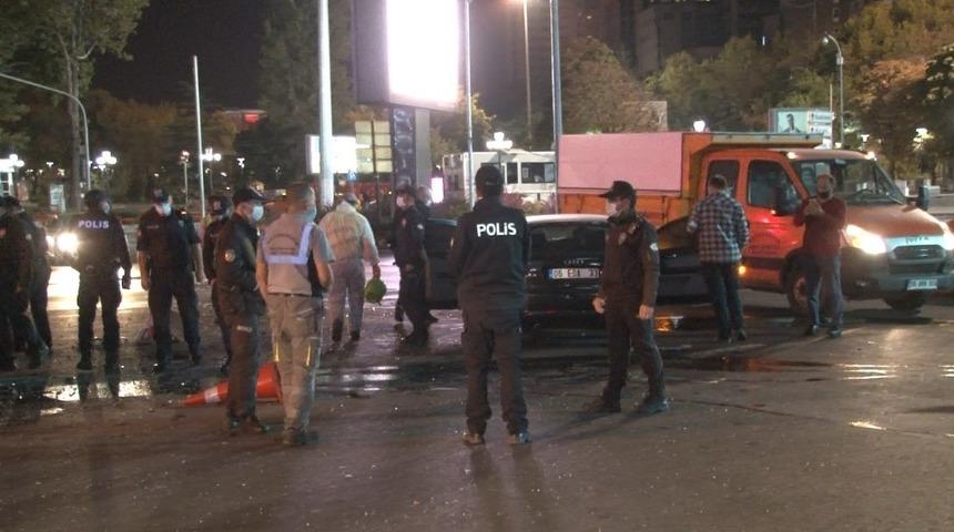 Ankara’da kadın sürücü ortalığı birbirine kattı! Yaralılar var