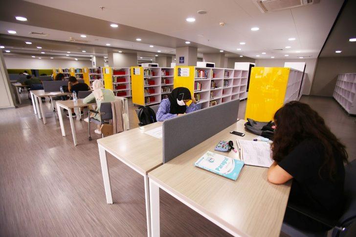 Gebzelileri kitap ile buluşturan Kütüphane G1