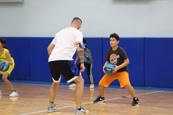 İzmit Belediyesi basketbol okullarına yoğun ilgi G5