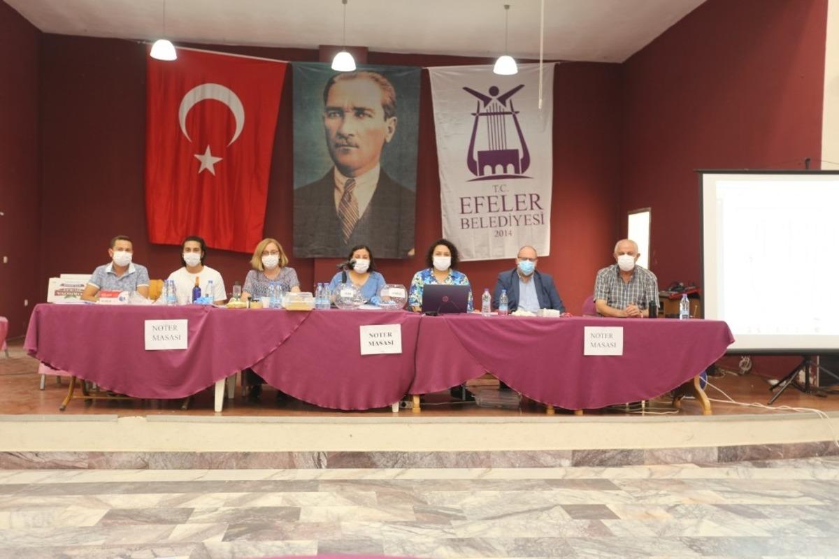 Efeler&rsquo;de pazar tezgahları i&ccedil;in kuralar &ccedil;ekildi