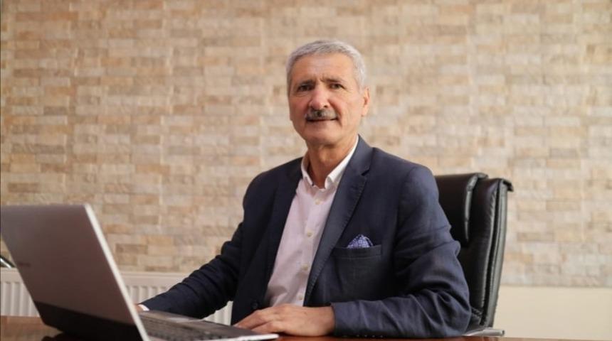 Kırşehir Gazeteciler Cemiyeti Başkanı Turp&ccedil;u, "Gazetecilerin yıpranma hakkı basın kartı şartına bağlanmamalı"