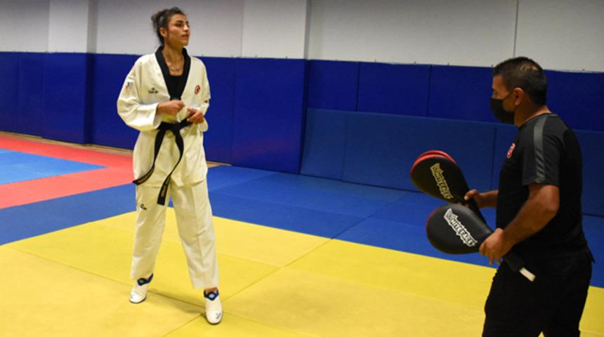 Milli tekvandocu Hatice Kübra İlgün olimpiyatlara iddialı hazırlanıyor