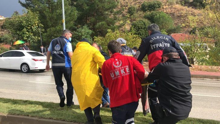 Bilecik’te çöp kamyonu devrildi: 3 yaralı G5