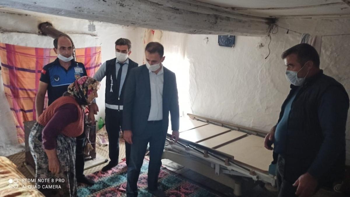 G&ouml;rdes&rsquo;te ihtiya&ccedil; sahiplerine hasta yatakları teslim edildi